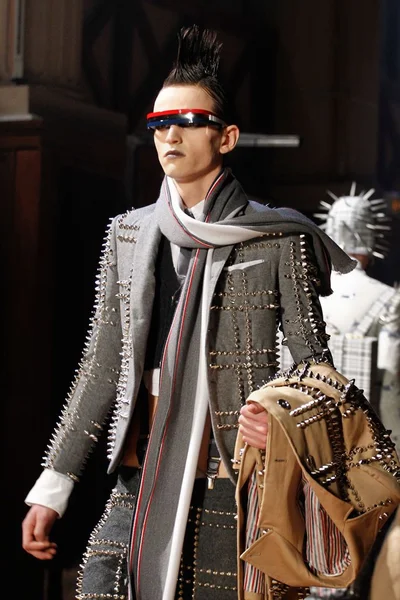 Look 46